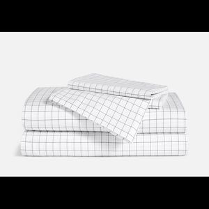 Brooklinen King Core Set in Graphite Grid